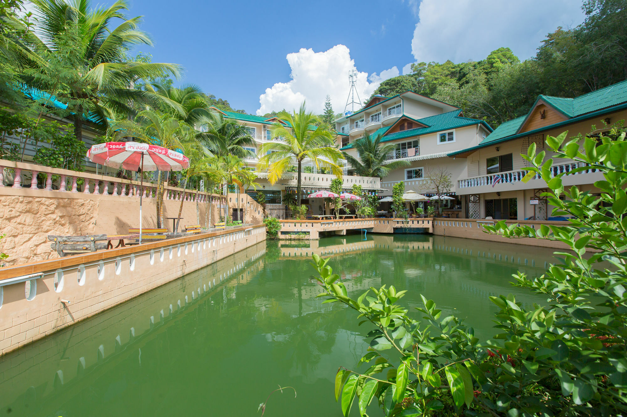 Patong Rai Rom Yen Resort Sha Exterior photo